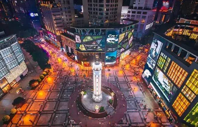 The Ultimate Jiefangbei Chongqing Neighborhood Guide: Vetted Hotels, Food & Inside Tips