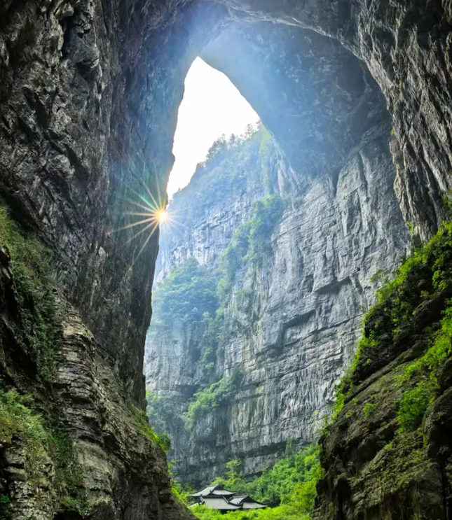 Chongqing to Wulong: A Practical One- or Two-Day Nature Itinerary